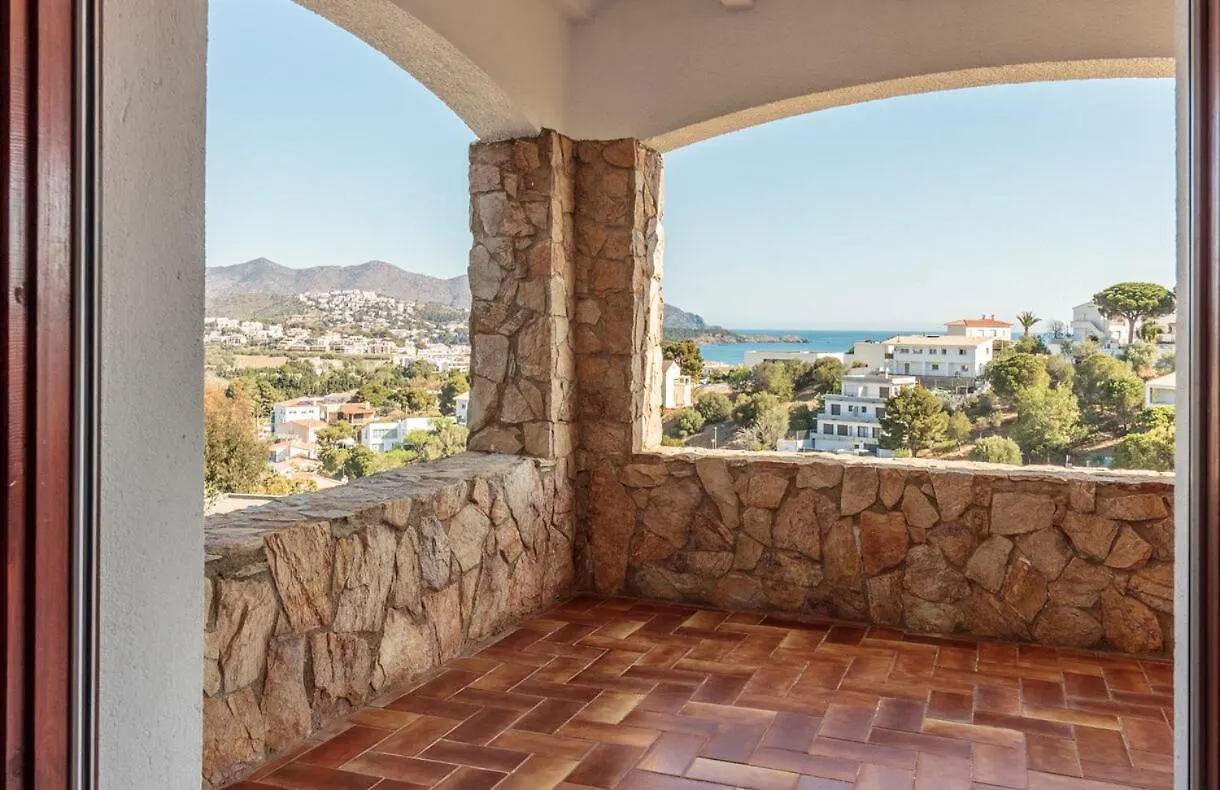 Apartment Maison 4 Facades - 6 Personnes - Grande Terrasse - Vue Sur Mer & Montagne Llanca